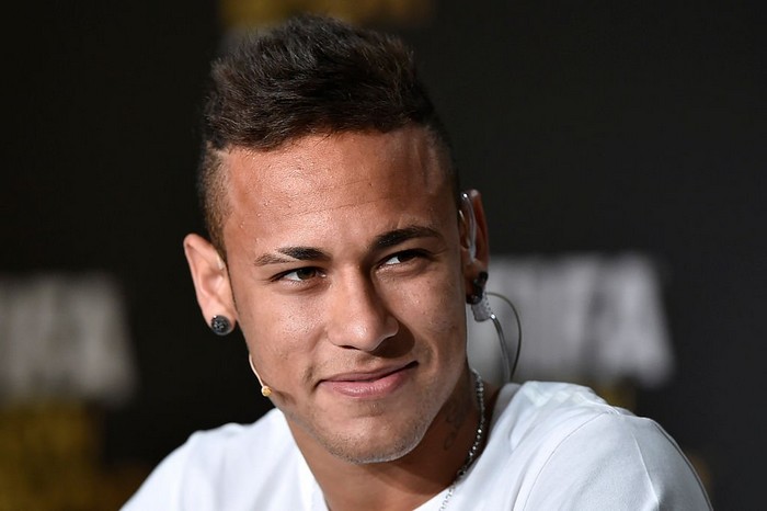 Neymar da Silva Santos eyebrow slits