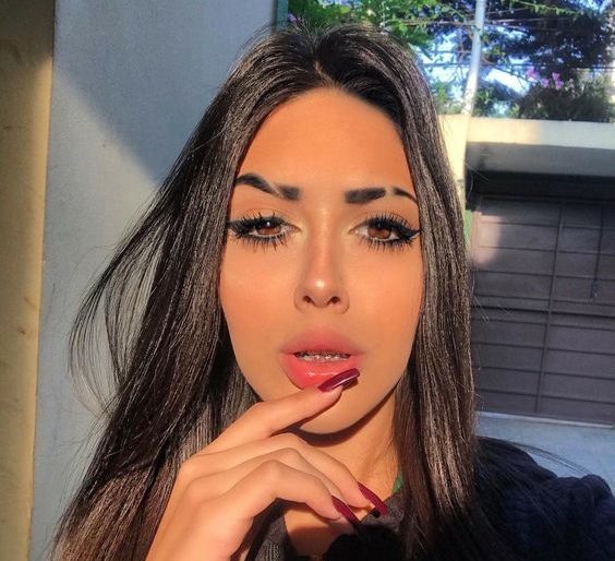 How long do eyebrow slits last?