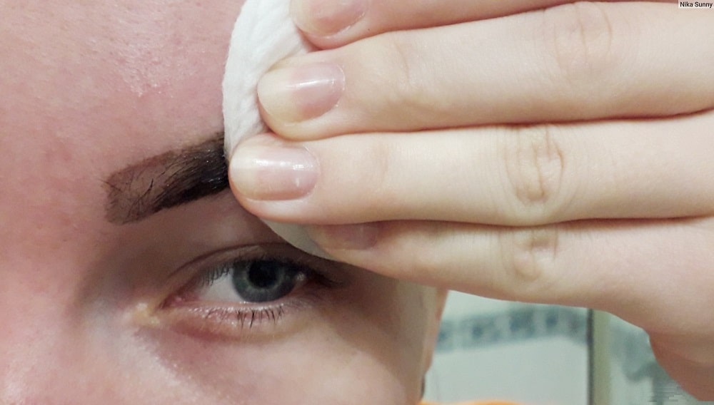 How to Remove Eyebrow Tint Like a Pro