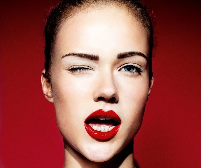 How to quickly learn to raise an eyebrow?